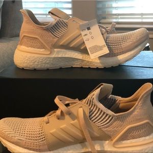 NWT Adidas Ultraboost 19